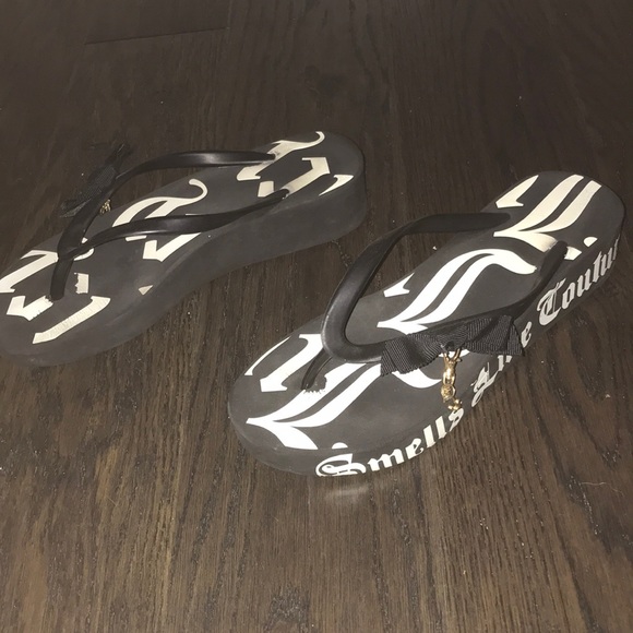 Juicy Couture Sandals - Picture 2 of 5